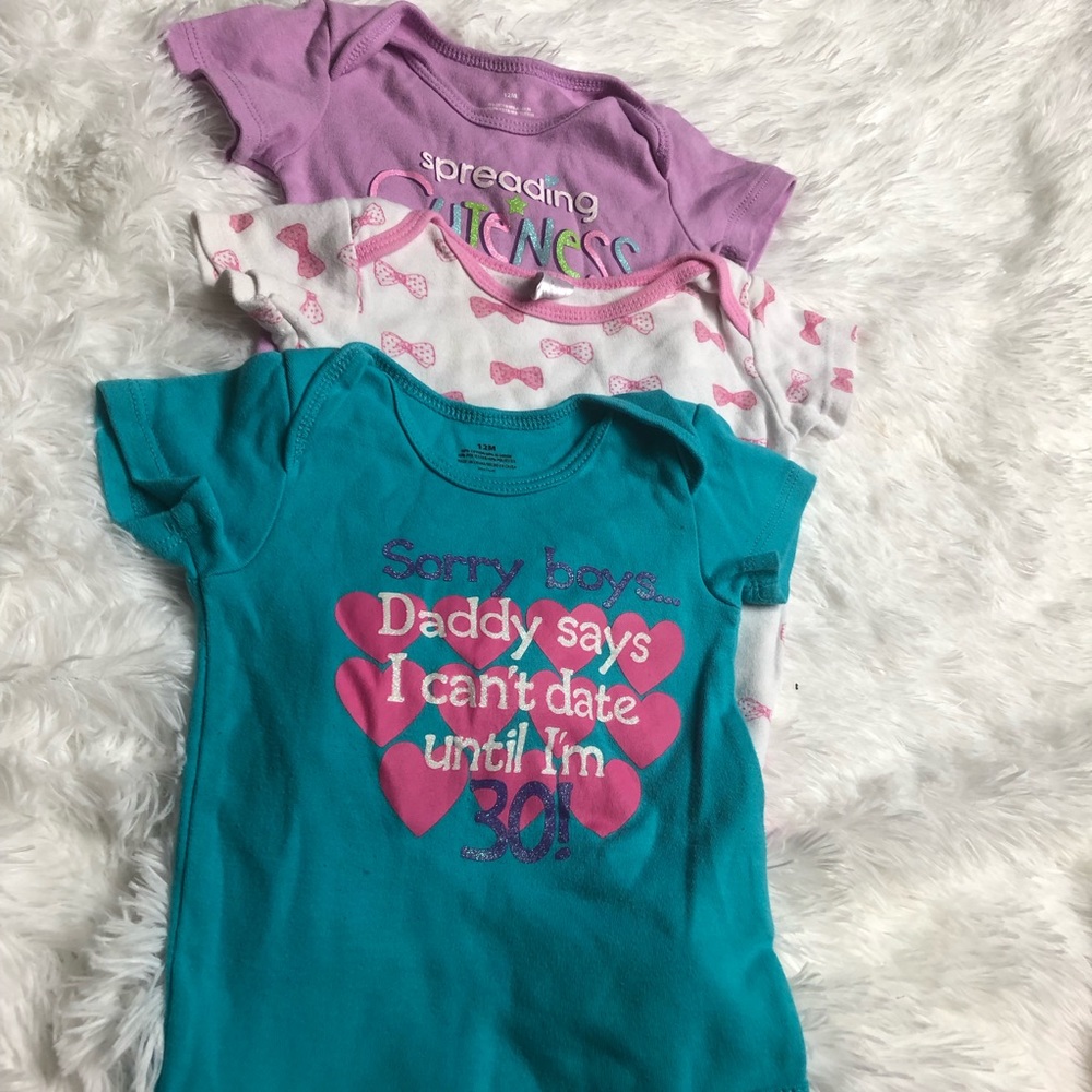 Baby Girl Three Sleeve Bodysuit